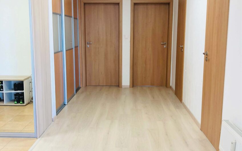Na prenájom 3 izb. byt s dvoma loggiami a parkovaním 