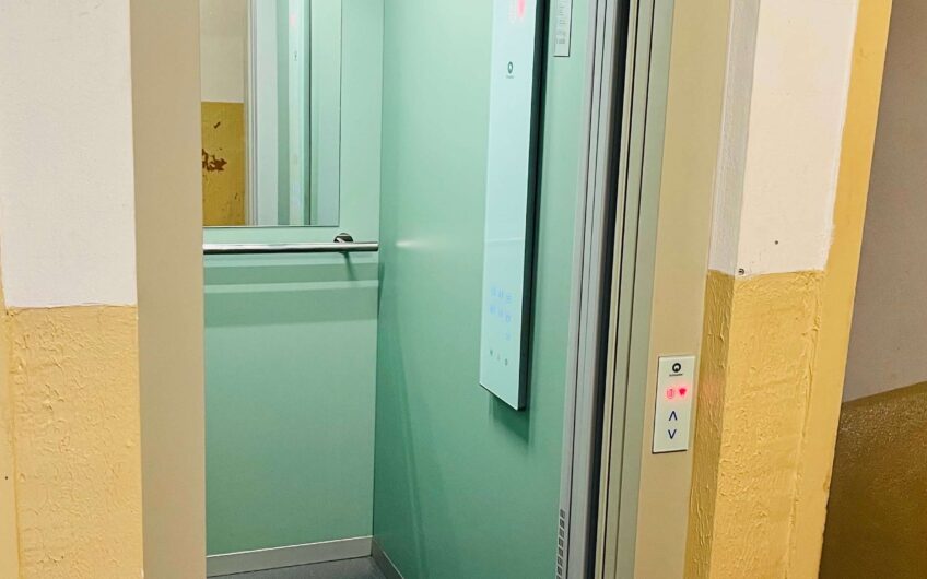￼Exkluzívne na predaj slnečný 2-izb. byt s loggiou a balkónom