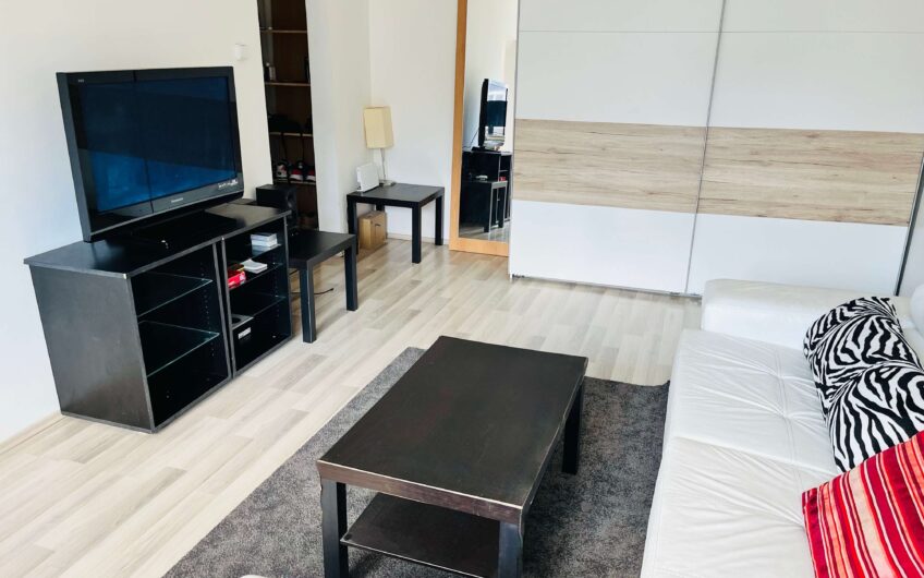 ￼Exkluzívne na predaj slnečný 2-izb. byt s loggiou a balkónom
