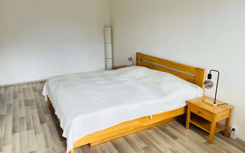 ￼Exkluzívne na predaj slnečný 2-izb. byt s loggiou a balkónom