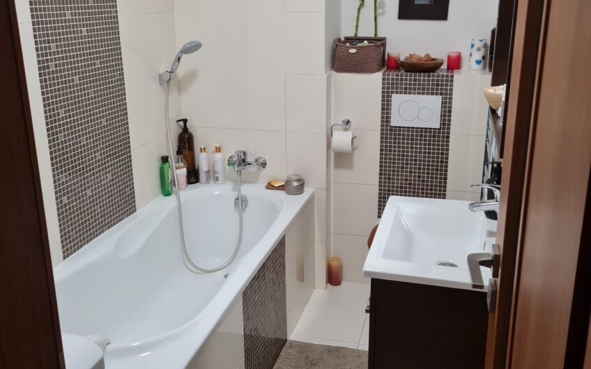 Prenájom 4izbového bytu v skvelej lokalite Ružinova